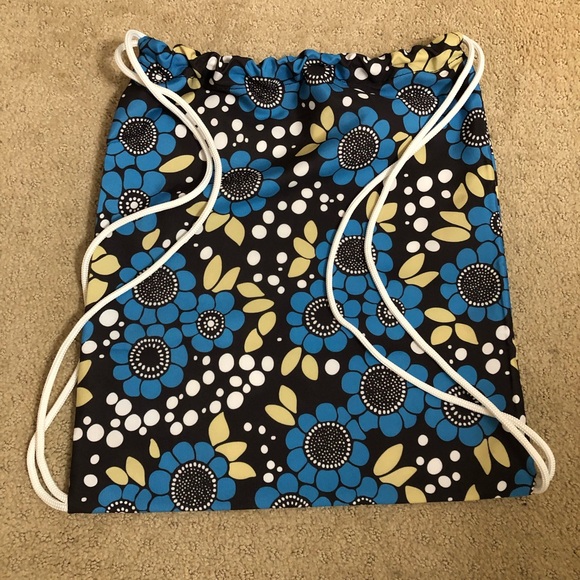 Adidas Draw String backpack - Picture 2 of 8